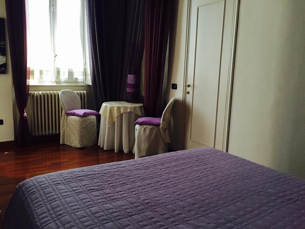 Il Giardino Nascosto Acomodação com café da manhã Busto Arsizio Quarto foto